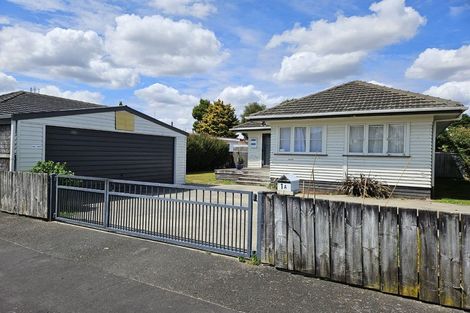 Photo of property in 1a Sunnyside Road, Nawton, Hamilton, 3200