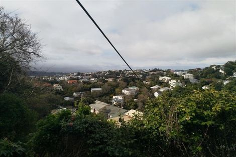 Photo of property in 1/13 Garden Road, Northland, Wellington, 6012