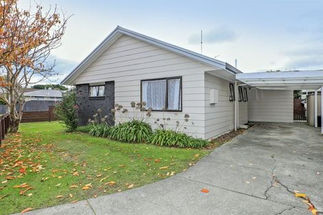 Photo of property in 44 Whiting Crescent, Greenmeadows, Napier, 4112