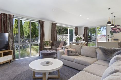 Photo of property in 13 Ascot Place, Rangiora, 7400