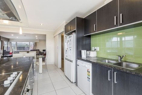 Photo of property in 1/9 Esmonde Road, Takapuna, Auckland, 0622
