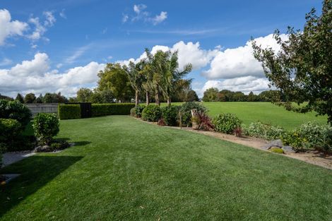 Photo of property in 20 Clifford Close, Leamington, Cambridge, 3432