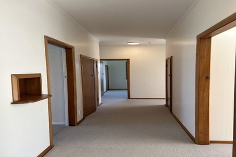 Photo of property in 16 Strathmore Avenue, Strathmore Park, Wellington, 6022