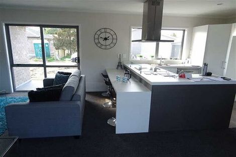 Photo of property in 43 Tuhikaramea Road, Dinsdale, Hamilton, 3204