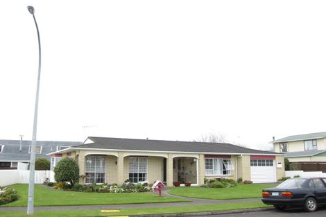 Photo of property in 12 Maralyn Place, Bell Block, New Plymouth, 4312