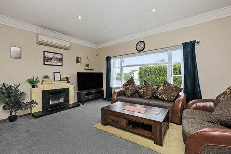 Photo of property in 1103 Heretaunga Street East, Parkvale, Hastings, 4122
