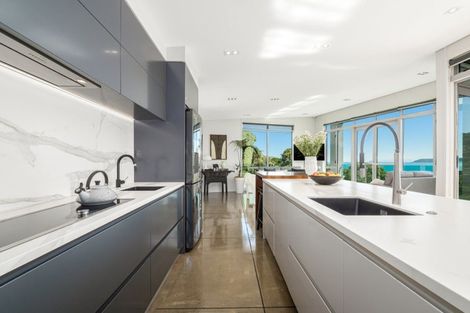 Photo of property in 32 Roys Road, Plimmerton, Porirua, 5026