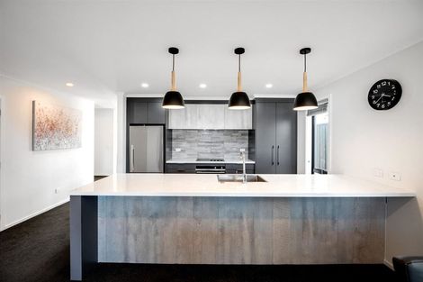 Photo of property in 17 Holmes Hanover Lane, Halswell, Christchurch, 8025