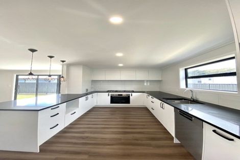 Photo of property in 29 Cynisca Crescent, Wallaceville, Upper Hutt, 5018