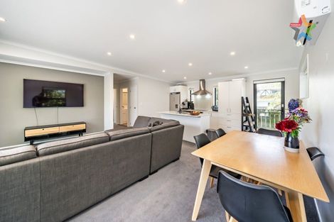 Photo of property in 394a Cambridge Terrace, Naenae, Lower Hutt, 5011