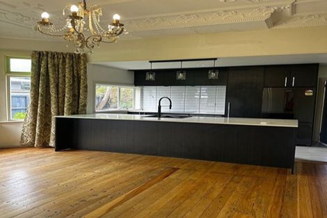 Photo of property in 20 Auld Street, Saint Kilda, Dunedin, 9012