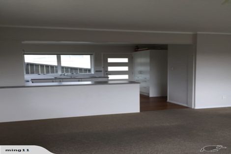 Photo of property in 1/30 Acacia Road, Torbay, Auckland, 0632