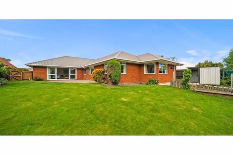 Photo of property in 4 Fountainhead Lane, Hillmorton, Christchurch, 8025