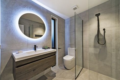 Photo of property in 31 Irvines Track, Halswell, Christchurch, 8025