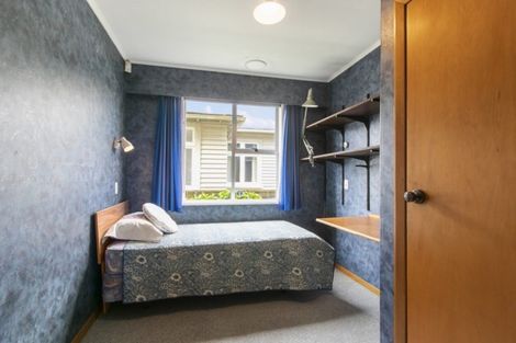 Photo of property in 57 Cambridge Terrace, Waiwhetu, Lower Hutt, 5011