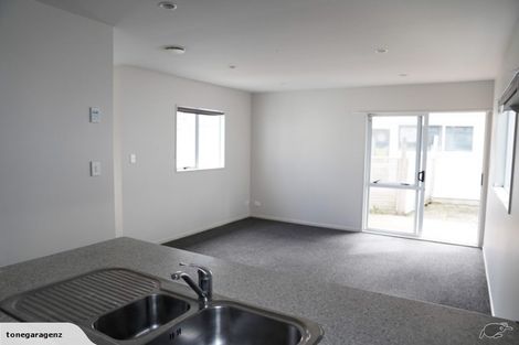 Photo of property in 13 Gala Place, Henderson, Auckland, 0612