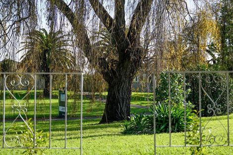 Photo of property in 2/8 Kentigern Close, Pakuranga, Auckland, 2010