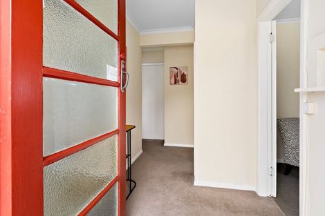 Photo of property in 20 Peel Place, Wainuiomata, Lower Hutt, 5014