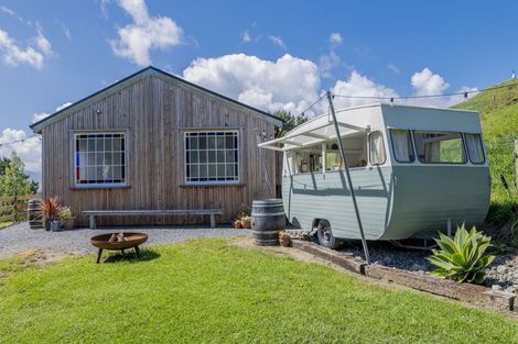 Photo of property in 68 Harakeke Road, Te Horo, Otaki, 5581