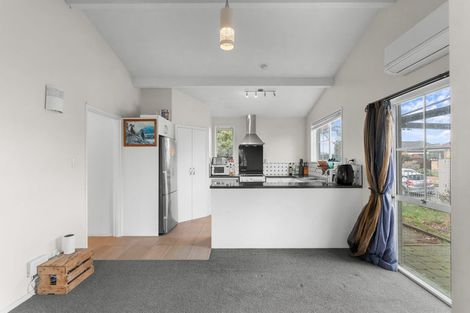 Photo of property in 1/28 Nortons Road, Avonhead, Christchurch, 8042