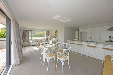 Photo of property in 27 Hargood Street, Woolston, Christchurch, 8062