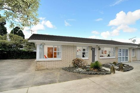 Photo of property in 1/341 Pakuranga Road, Pakuranga Heights, Auckland, 2010