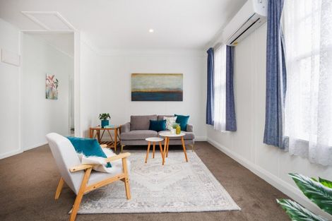 Photo of property in 996a Tremaine Avenue, Roslyn, Palmerston North, 4414