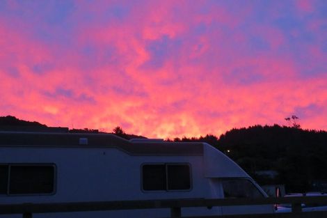 Photo of property in 1 Tramway Street, Ross, 7812