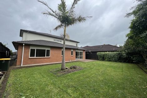 Photo of property in 4 Tsar Court, Flat Bush, Auckland, 2016