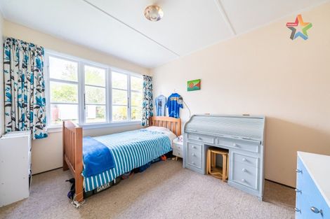 Photo of property in 93 Seddon Street, Naenae, Lower Hutt, 5011