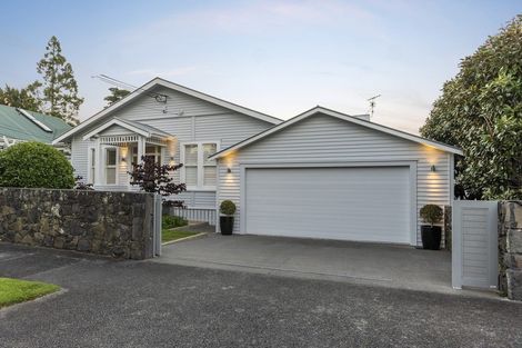 Photo of property in 21 Woodford Road, Mount Eden, Auckland, 1024