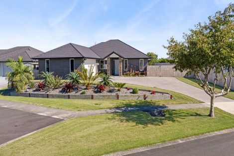 Photo of property in 4 Mirabell Place, Patumahoe, Pukekohe, 2679