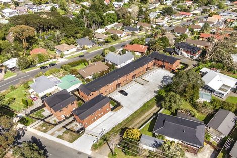 Photo of property in 3/15 Sunhill Road, Sunnyvale, Auckland, 0612