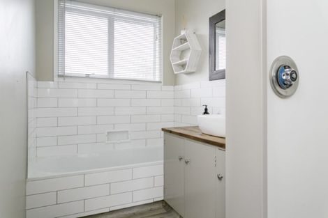 Photo of property in 11 Koha Road, Taupo, 3330