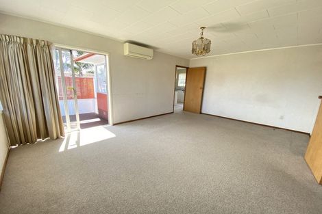 Photo of property in 60 Casuarina Road, Half Moon Bay, Auckland, 2012