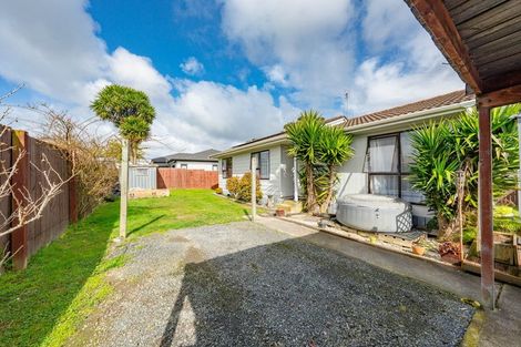 Photo of property in 1/29 Edwin Freeman Place, Ranui, Auckland, 0612