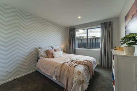 Photo of property in 14 Magnetic Place, Cromwell, 9310