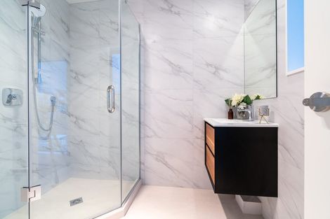 Photo of property in 8 Papai Lane, Massey, Auckland, 0614