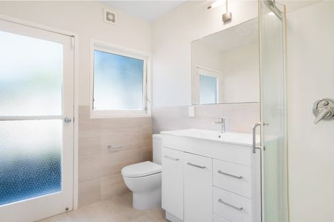 Photo of property in 1/16 Green Lane East, Remuera, Auckland, 1050