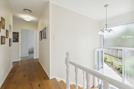 Photo of property in 767 East Coast Road, Northcross, Auckland, 0630