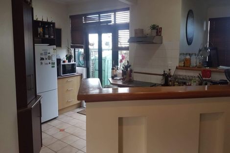 Photo of property in Tuscany Towers, 20/1 Ambrico Place, New Lynn, Auckland, 0600