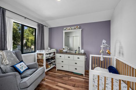 Photo of property in 1/23 Fields Parade, Oteha, Auckland, 0632