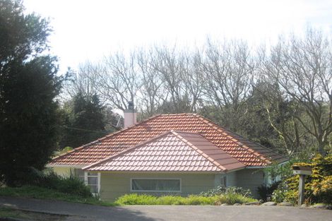 Photo of property in 9 Glenpark Avenue, Westown, New Plymouth, 4310