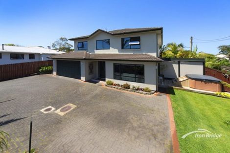 Photo of property in 42a William Souter Street, Forrest Hill, Auckland, 0620