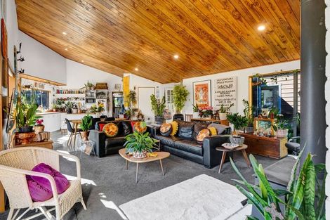 Photo of property in 45a Karina Road, Merrilands, New Plymouth, 4312