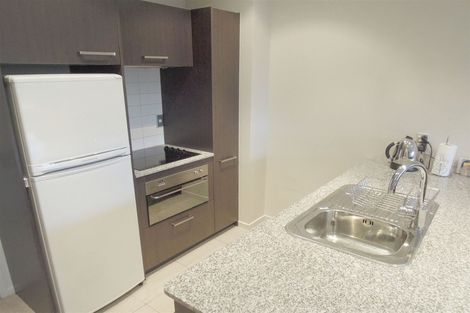 Photo of property in Shoal Haven Apartments, 207a/130 Anzac Street, Takapuna, Auckland, 0622