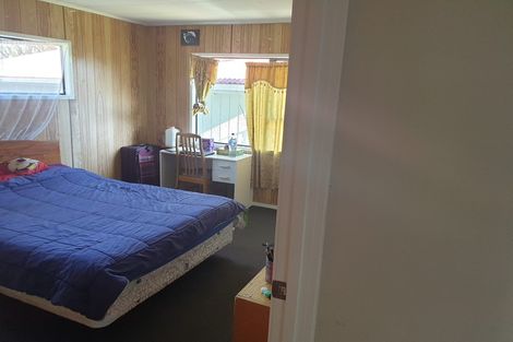 Photo of property in 19 Melleray Place, Randwick Park, Auckland, 2105