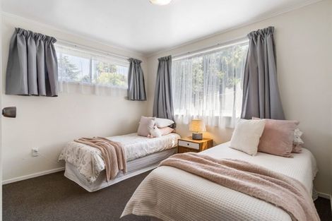 Photo of property in 69 Lynden Avenue, Hillcrest, Auckland, 0627