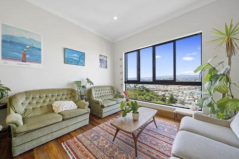 Photo of property in 53 Sutherland Road, Melrose, Wellington, 6023