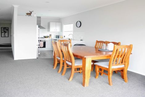 Photo of property in 8 Ngarue Place, Waitara, 4320